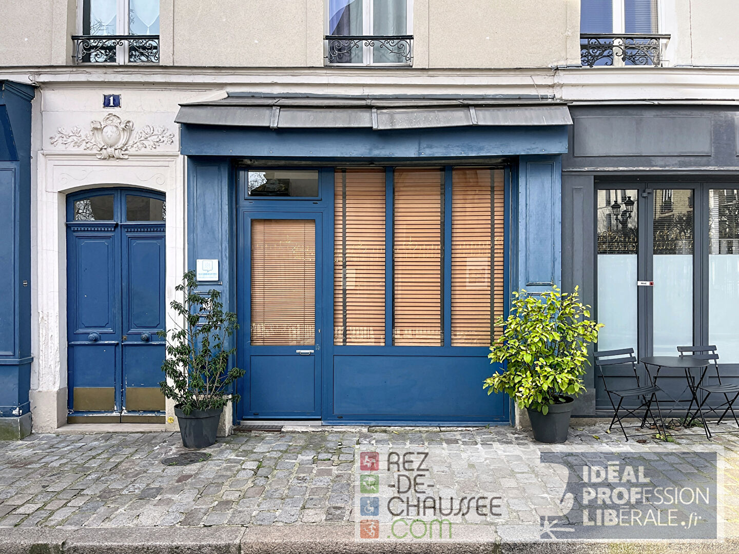 Jolie boutique - place de la vieille église à Puteaux — photo 2