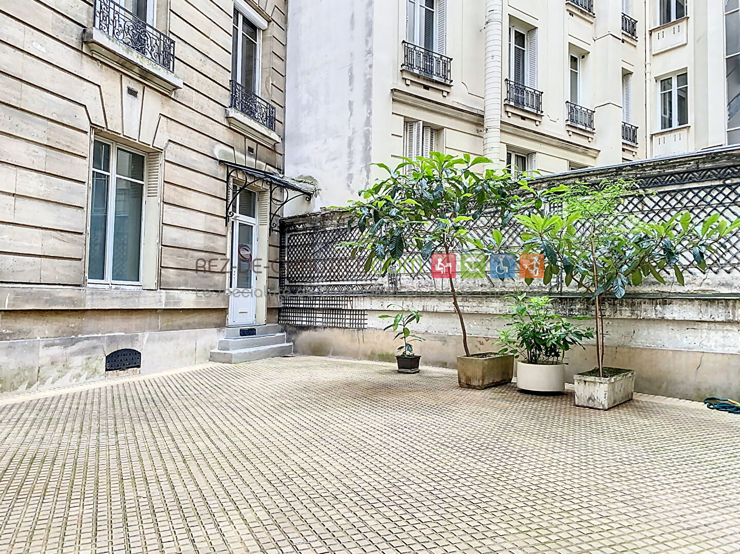 BUREAUX PROFESSIONS LIBERALES PLACE VICTOR HUGO