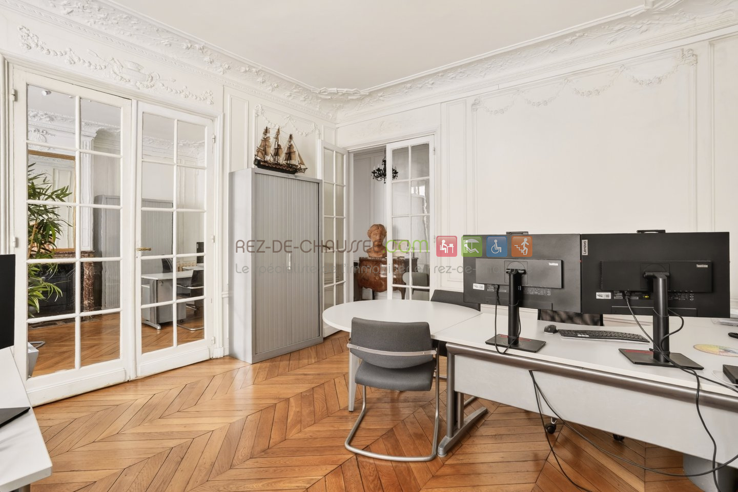 Bel espace de bureaux proche mairie 16e a louer en bail professionnel à Paris 16 — photo 2