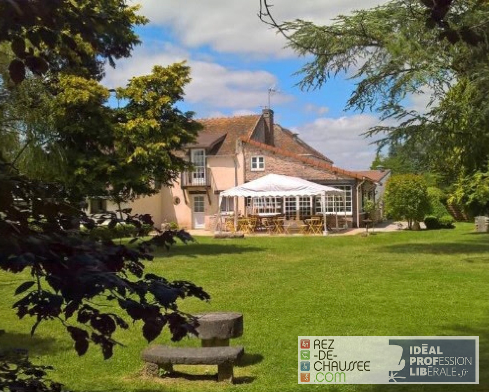 CHEVREUSE - GRANDE MAISON D'HÔTES - GÎTE