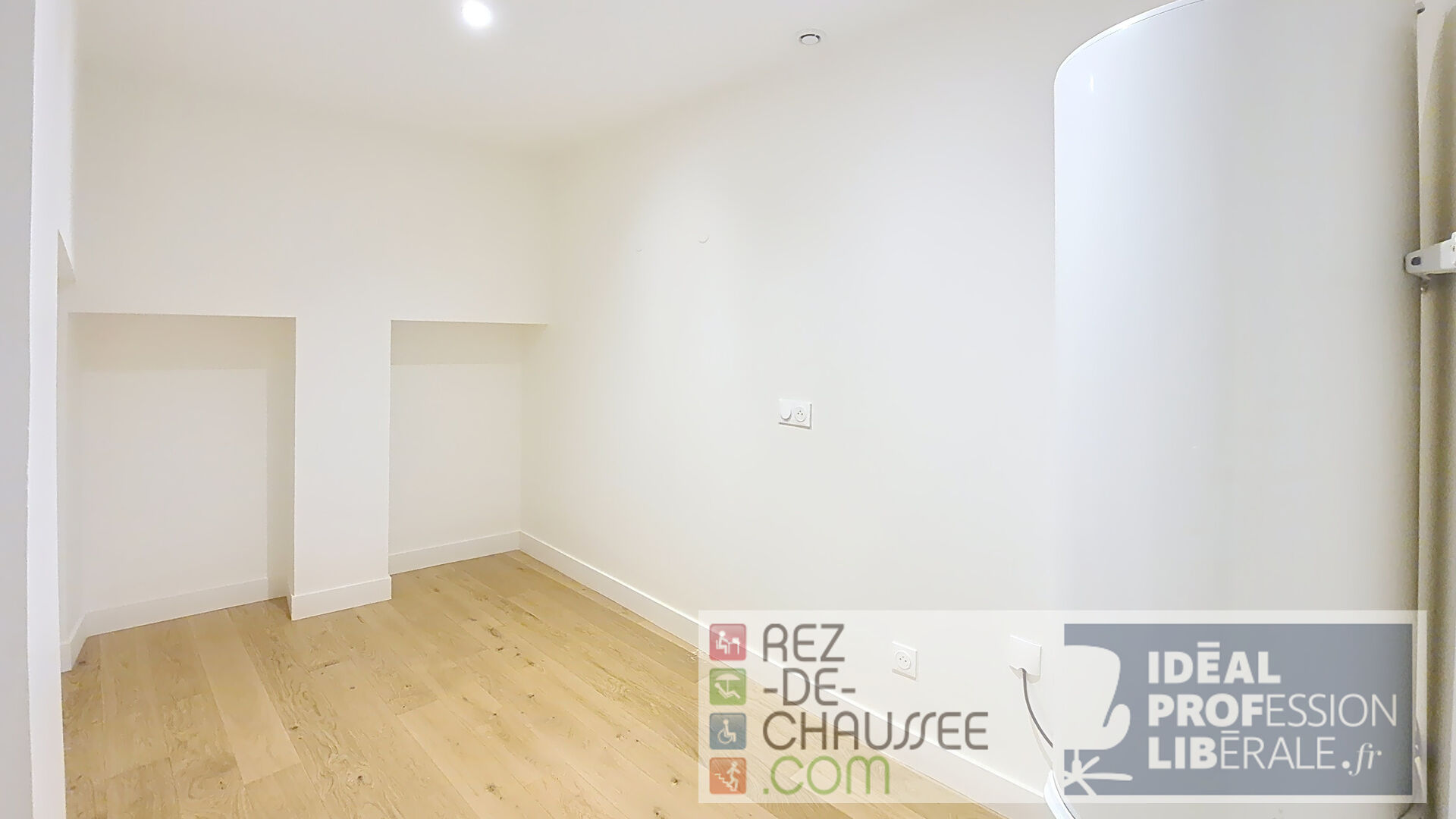 Mousaïa bureaux pour profession liberale sur 2 niveaux avec exterieur à Paris 19 — photo 8