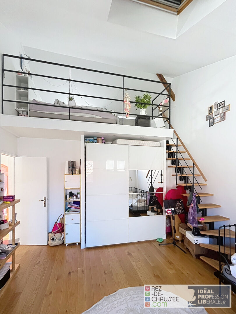 Jolie maison moderne à gennevilliers à Gennevilliers — photo 18