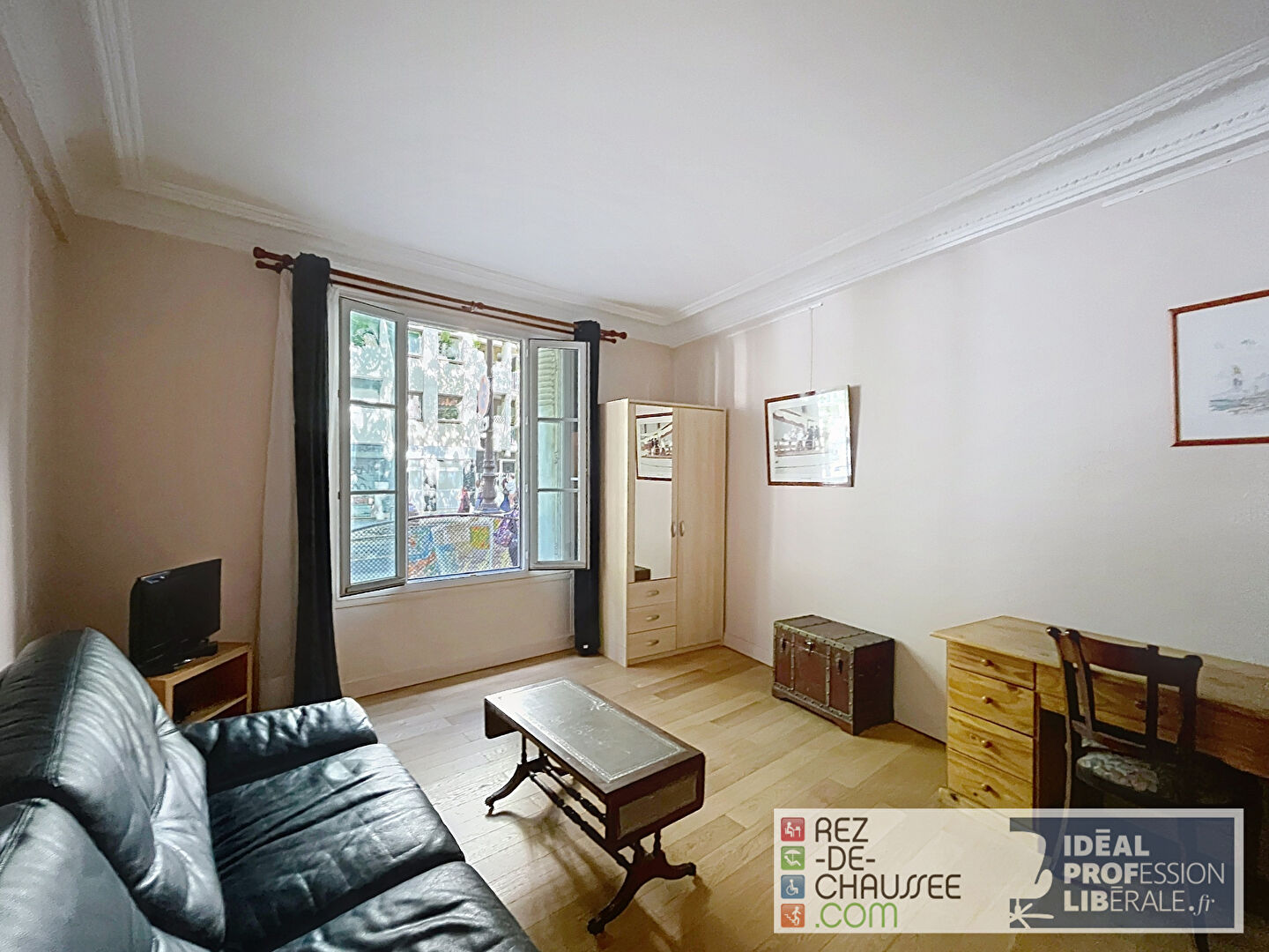 Butte montmartre - studio en rdc à Paris 18 — photo 2