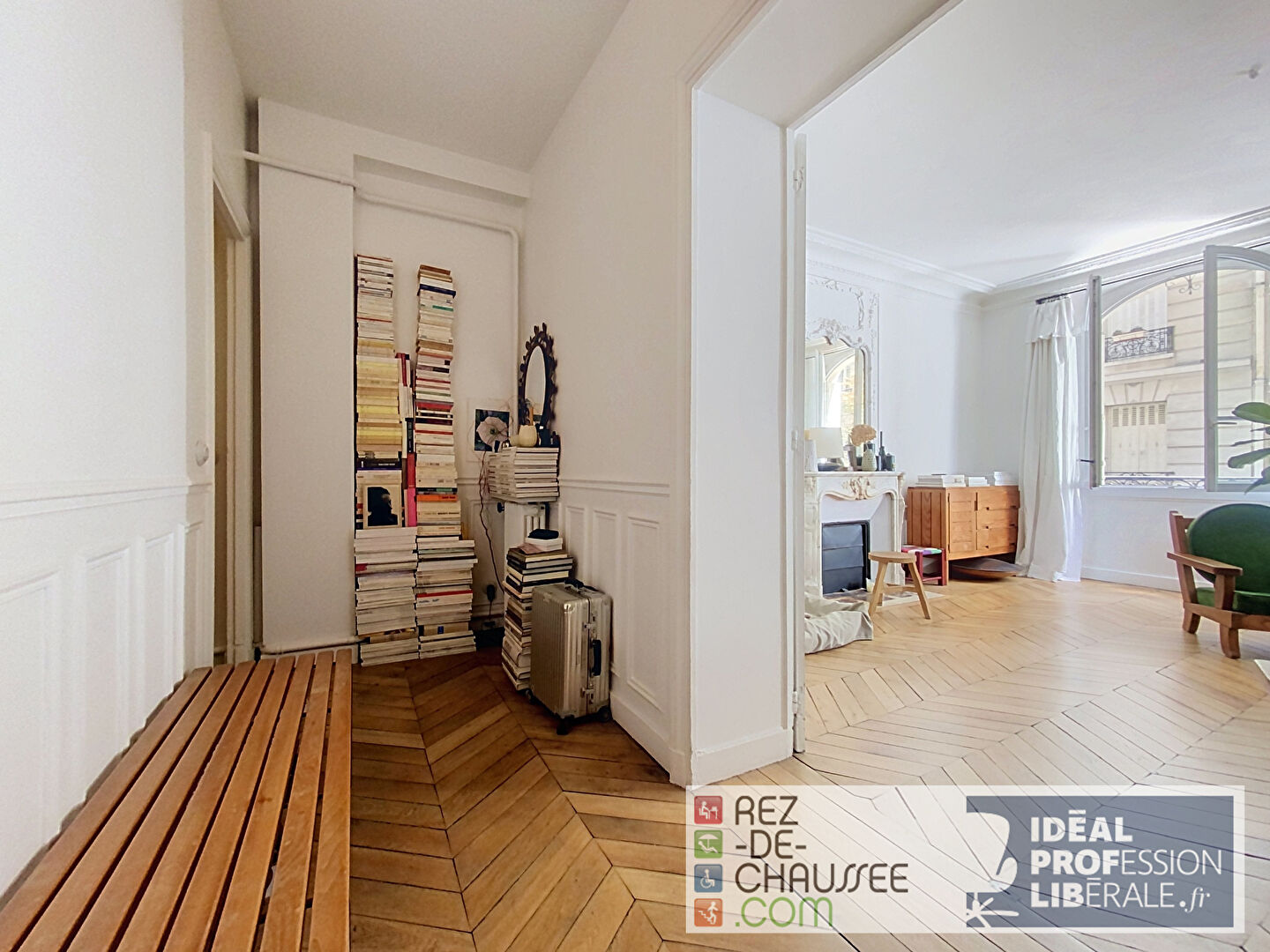 Rez-de-chaussee sur passage privé à Paris 09 — photo 4