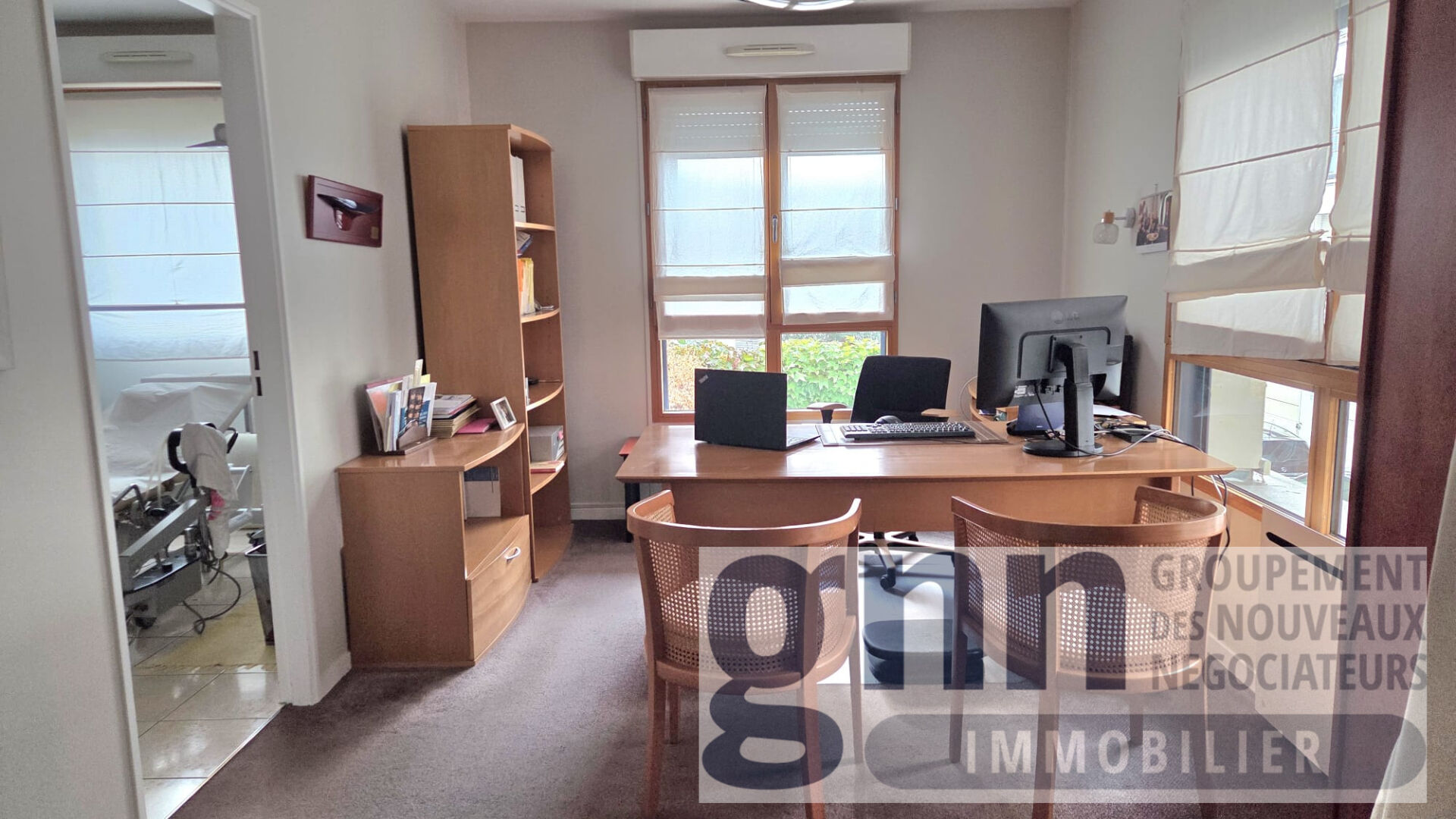 Cabinet médical de 55 m2 à Asnieres sur seine — photo 1