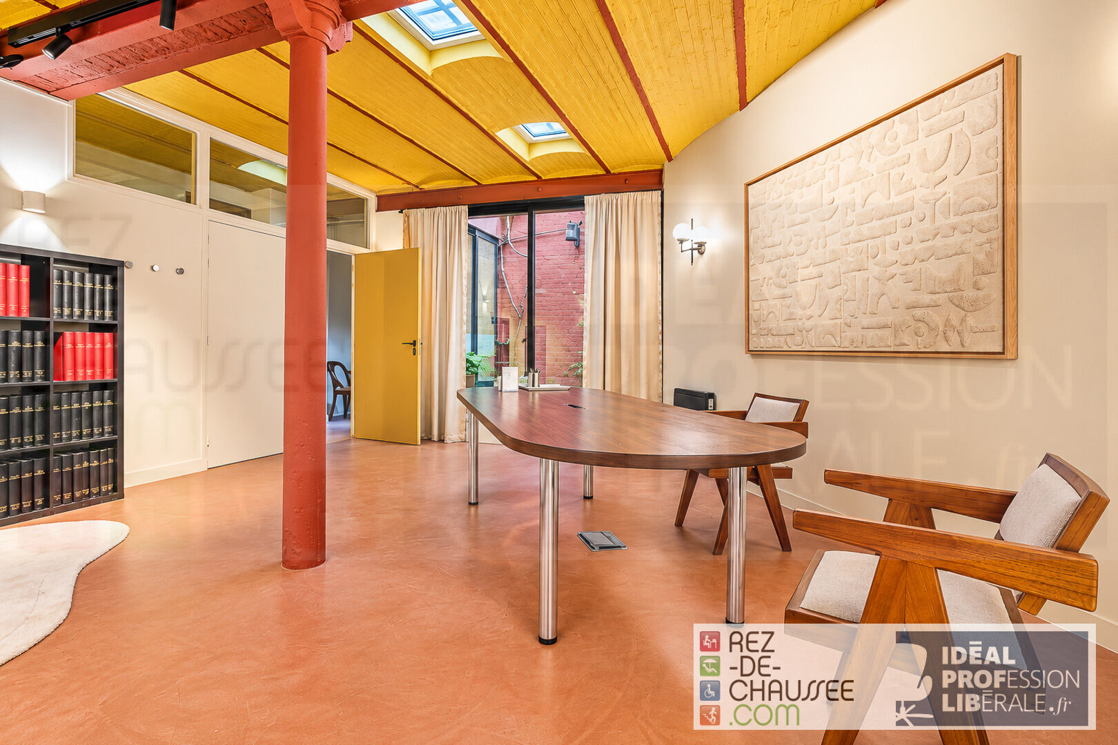 Triangle d'or - bureaux de 145m2 pour profession libérale à Paris 08 — photo 8