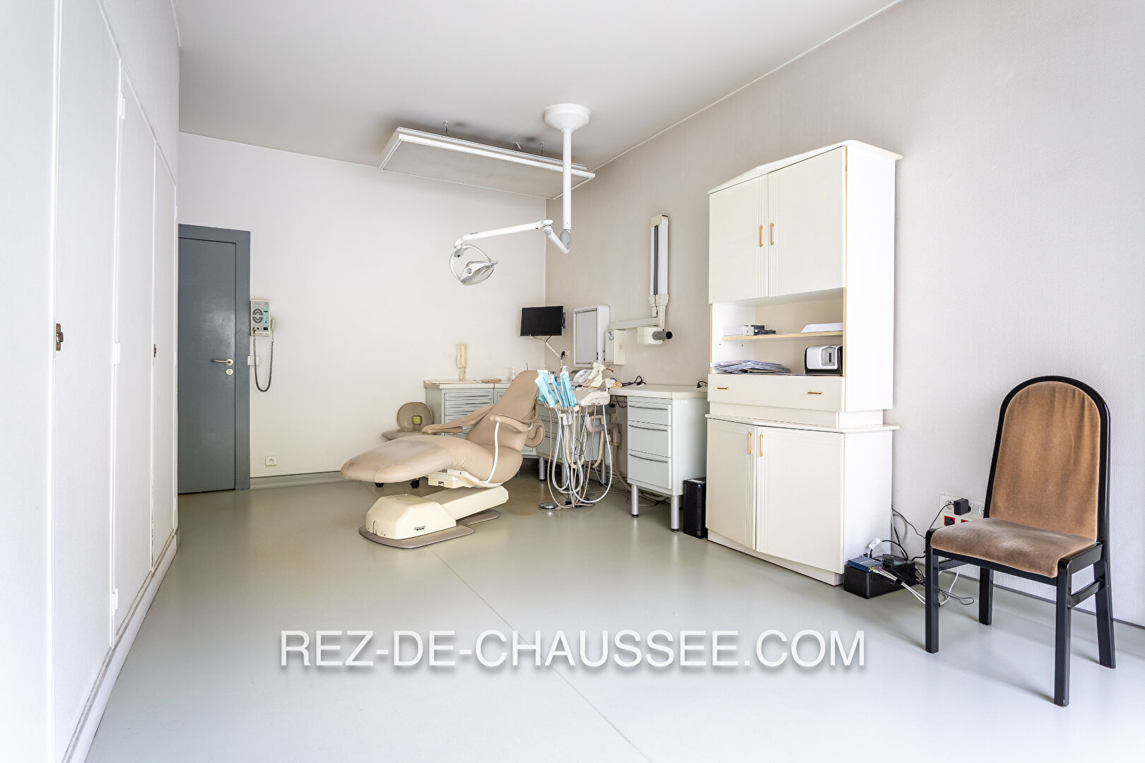 Daumesnil lumineux bureaux en tres bon etat à Paris 12 — photo 3